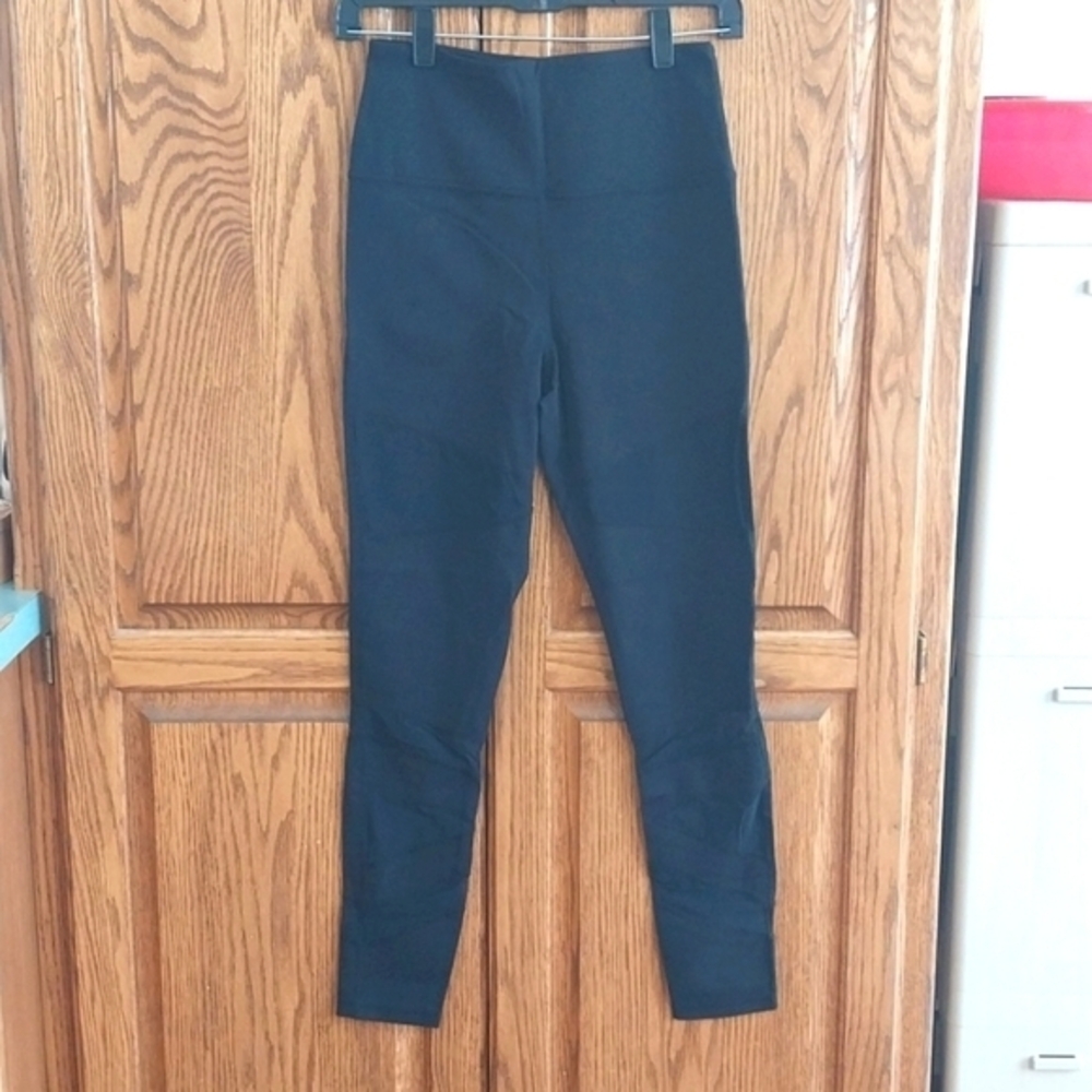 Glyder Women's Athletic Leggings Sz Large Black Mesh Cut Outs High Waisted